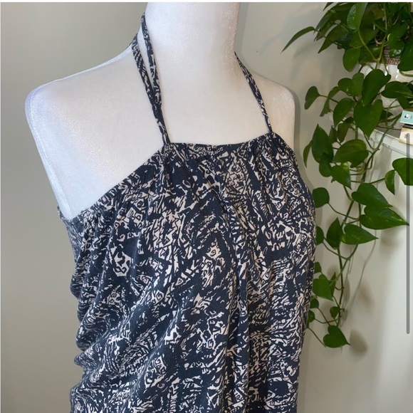 Mossimo Abstract Print Open Back Tank Top - Picture 3 of 8